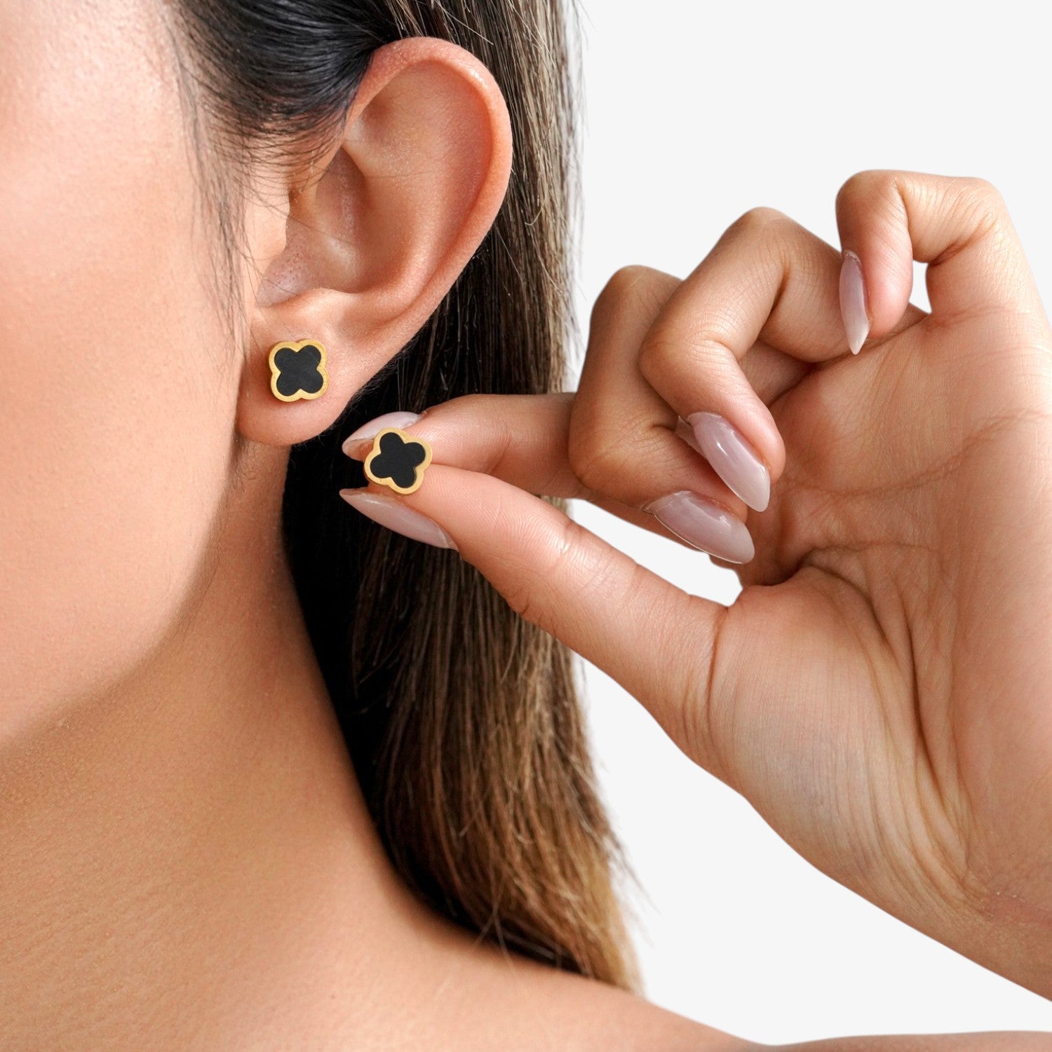 Clover Earring - Black Stone — tarnish-free stainless steel earrings | LAFENY